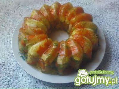 Galareta drobiowo - warzywna z jajkiem Galareta drobiowo - warzywna z jajkiem