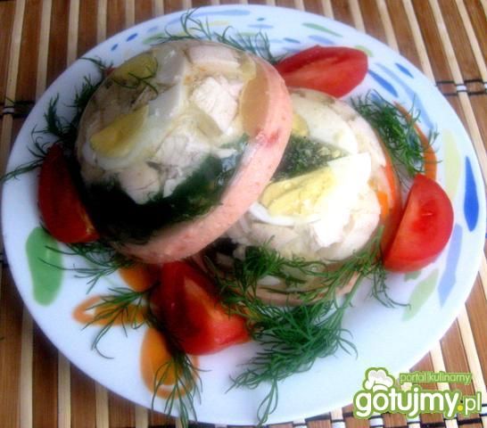 Galaretka drobiowa z musem pomidorowym