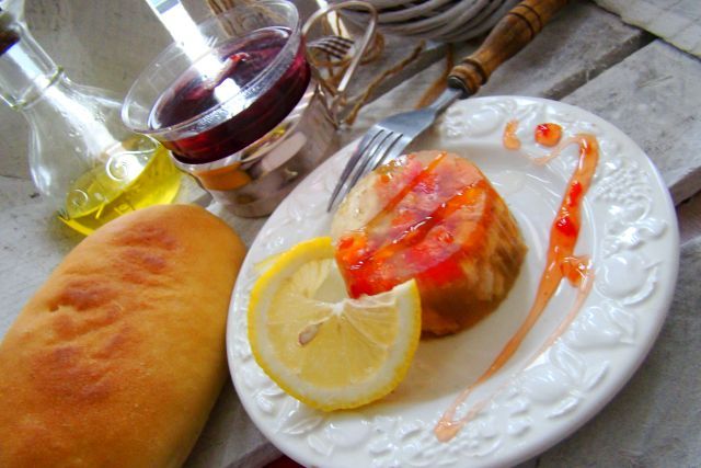 Galaretka drobiowa z papryką Galaretka drobiowa z papryką