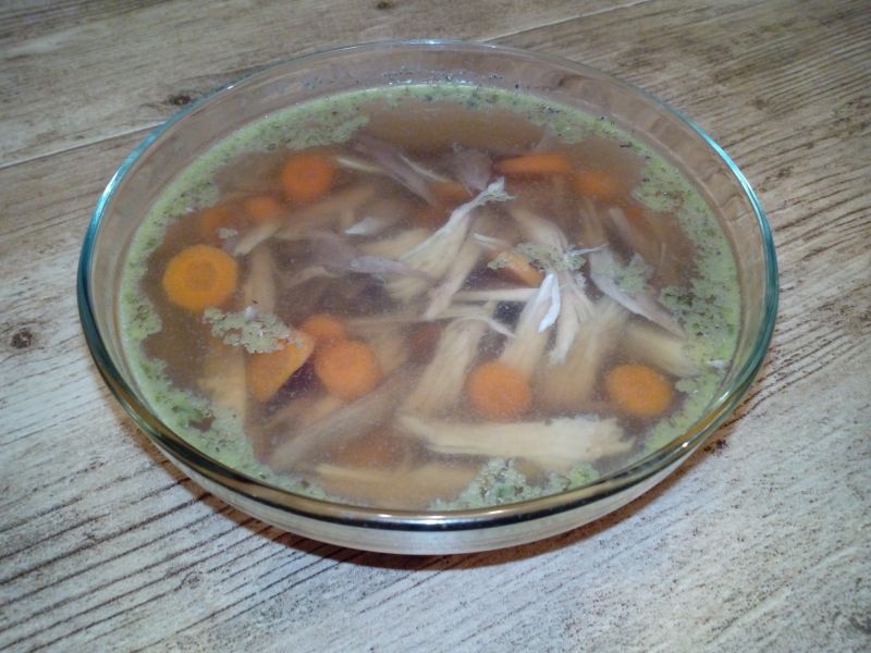 Galaretka drobiowa z rosołu