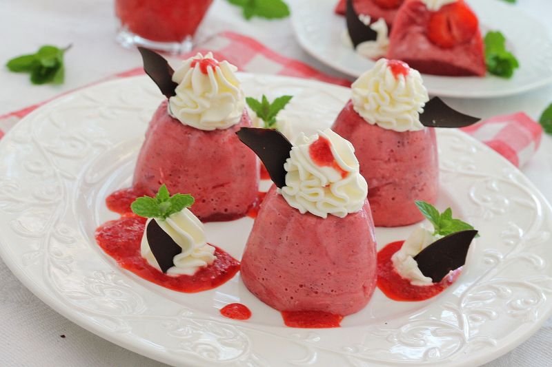 Galaretka jogurtowo truskawkowa Galaretka jogurtowo truskawkowa