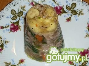 Galaretka wieprzowa z pieczarkami