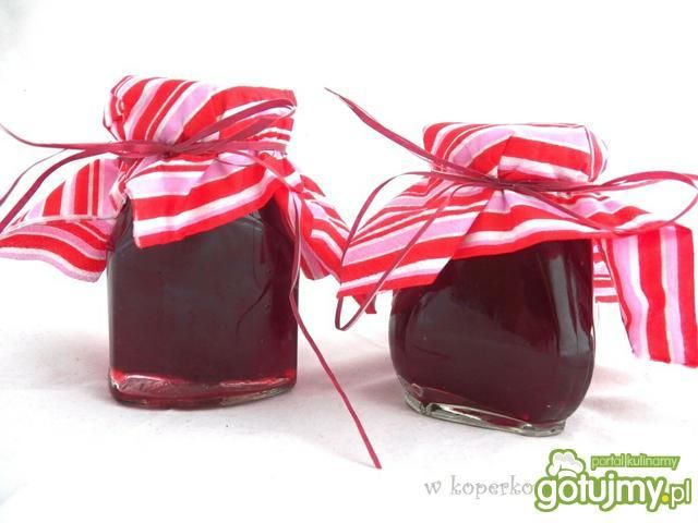 Galaretka z czerwonej porzeczki.