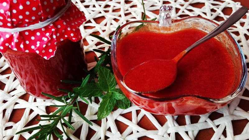 Galaretka z dzikiej róży