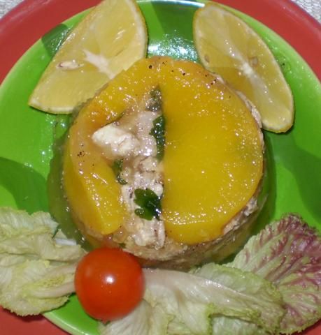 Galaretki drobiowe z brzoskwinią :