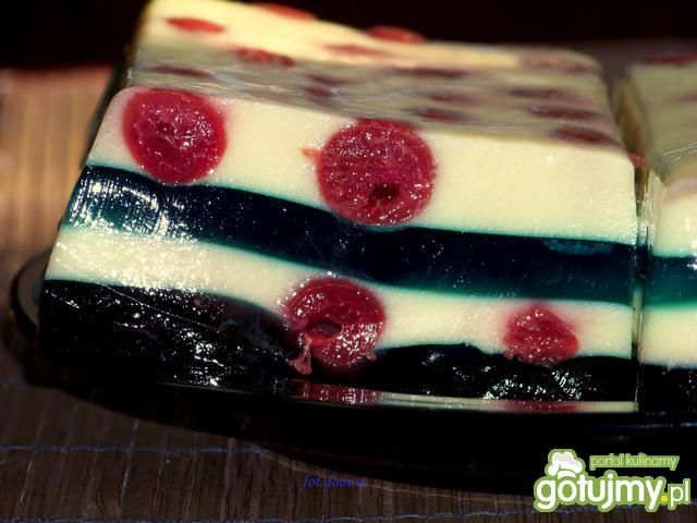 Galaretkowiec z wiśniami Galaretkowiec z wiśniami