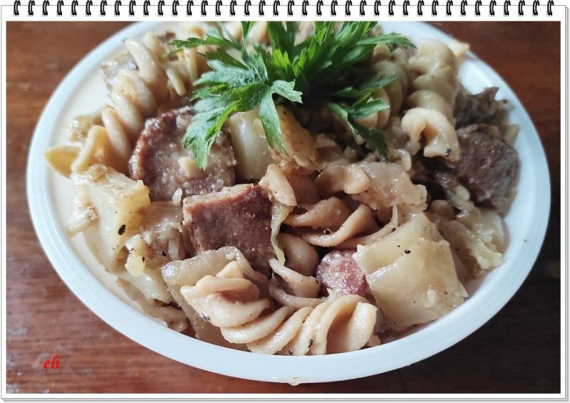 Garnek Eli po grillu