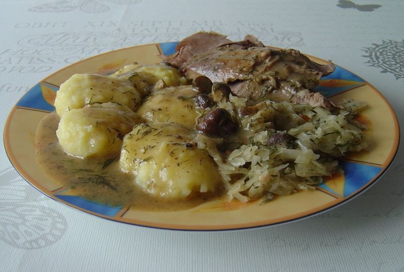 Gęś Pieczona z Żurawiną i Jabłkami