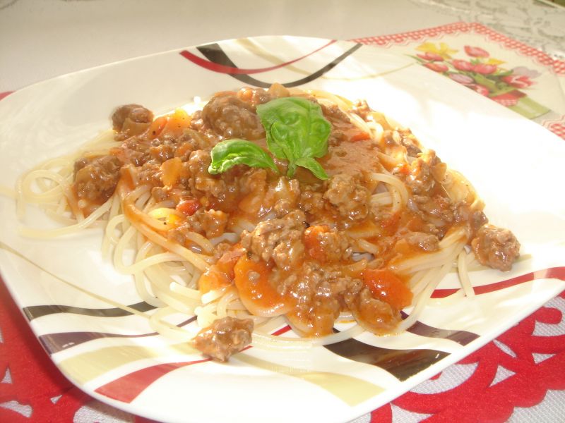 Gęsty sos do makaronu z mozzarellą Gęsty sos do makaronu z mozzarellą