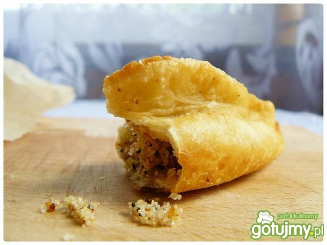 Ghoogra - indyjskie pierożki Ghoogra - indyjskie pierożki