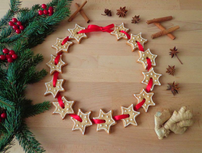 Girlanda z imbirowych ciasteczek Girlanda z imbirowych ciasteczek
