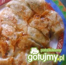 Gjoza - pierogi azjatyckie Gjoza - pierogi azjatyckie
