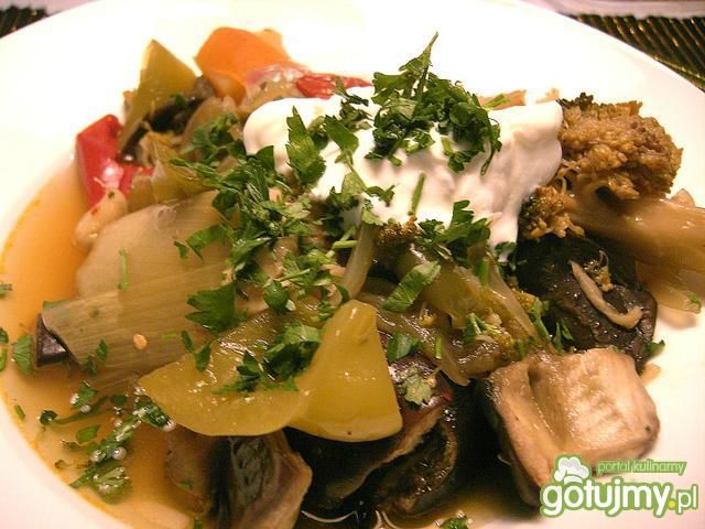 Gjuvec - bulgarski bukiet jarzyn