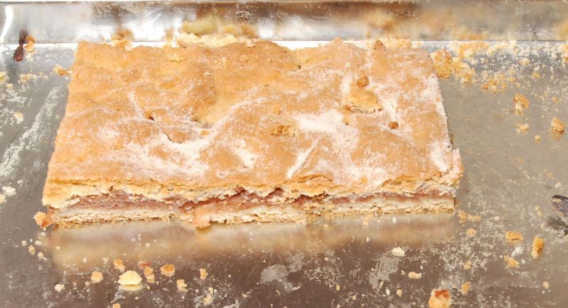 Głaskana szarlotka na półkruchym