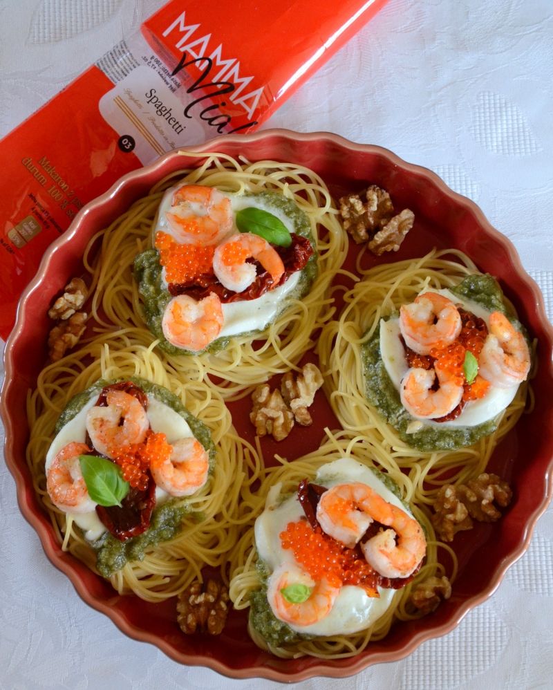 Gniazdka pełne smakołyków