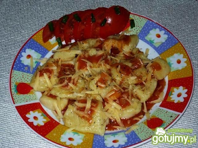 Gnocchi w sosie pomidorowym