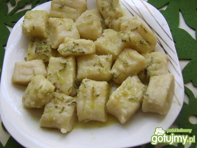 Gnocchi z masłem i rozmarynem