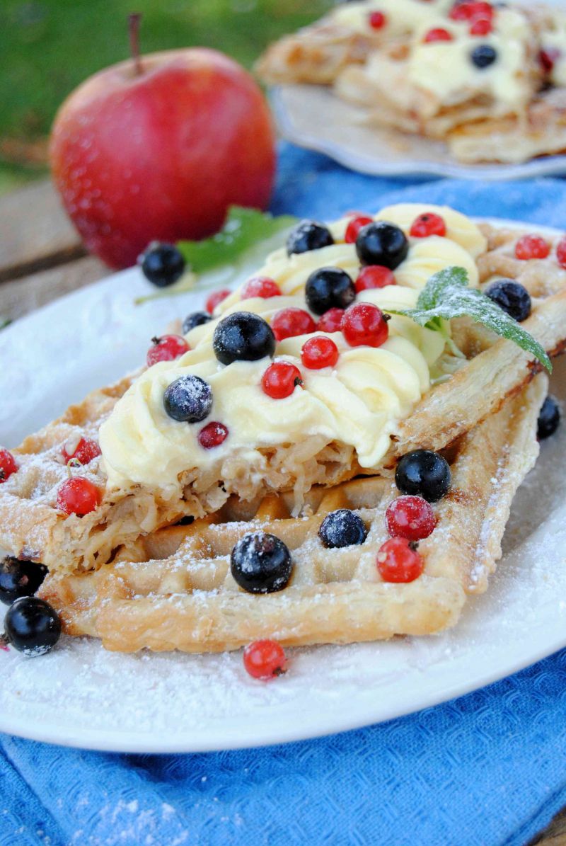 „Gofry szarlotki” z kremem mascarpone