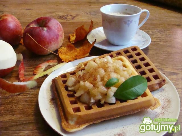 Gofry z jabłuszkami Gofry z jabłuszkami