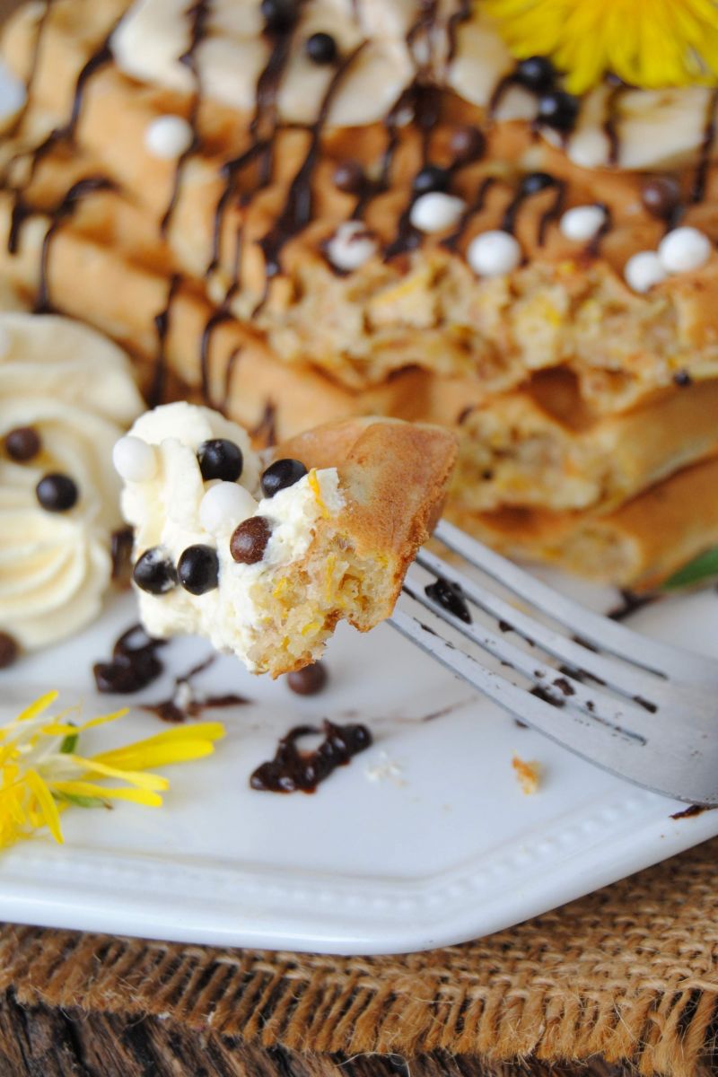 Gofry z mniszkiem  lekarskim Gofry z mniszkiem  lekarskim