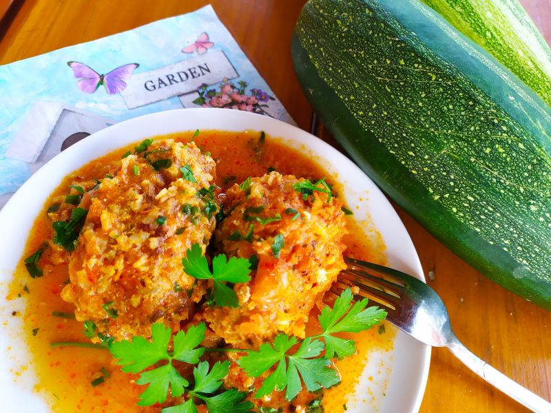 Gołąbki bez zawijania z cukinią