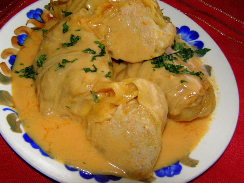 Gołąbki drobiowe z ryżem z kapusty ufo