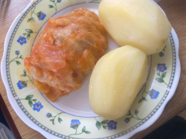 Gołąbki w sosie pomidorowym