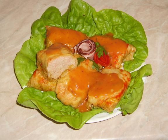 Gołąbki w sosie pomidorowym Gołąbki w sosie pomidorowym