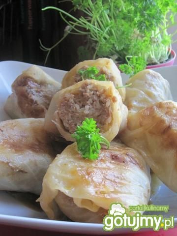 Gołąbki z farszem mięsno-ryżowym Gołąbki z farszem mięsno-ryżowym