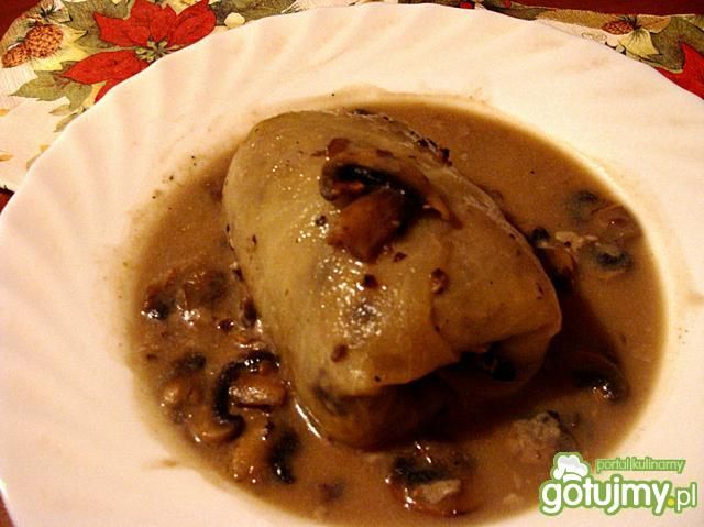 Gołąbki z kaszą i grzybami