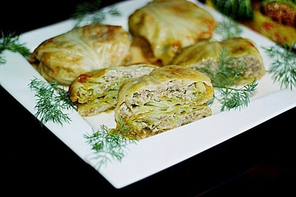 Gołąbki z młodej kapusty Gołąbki z młodej kapusty