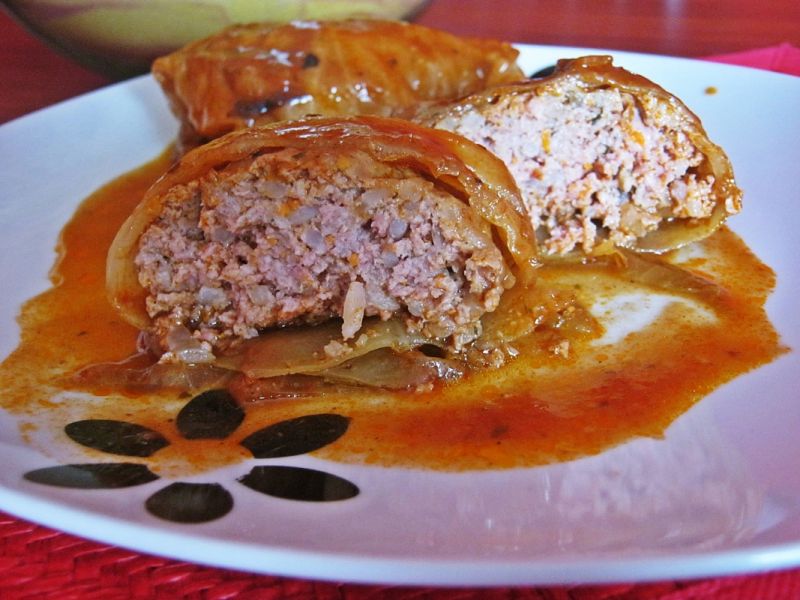 Gołąbki z ryżowo-grzybowym nadzieniem Gołąbki z ryżowo-grzybowym nadzieniem