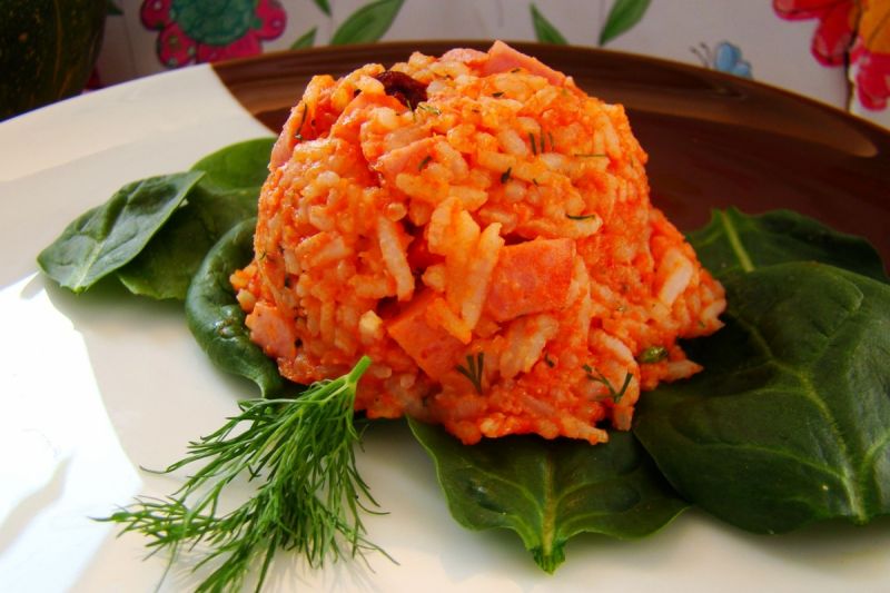 Gołąbki z żurawiną bez zawijania na szpinaku  Gołąbki z żurawiną bez zawijania na szpinaku