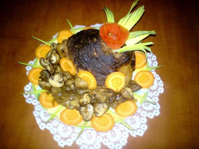 Golonka z pieczarkową pierzynką dla damy