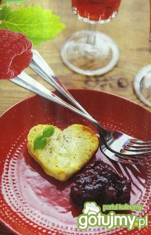 góralski przysmak na walentynki-oscypek