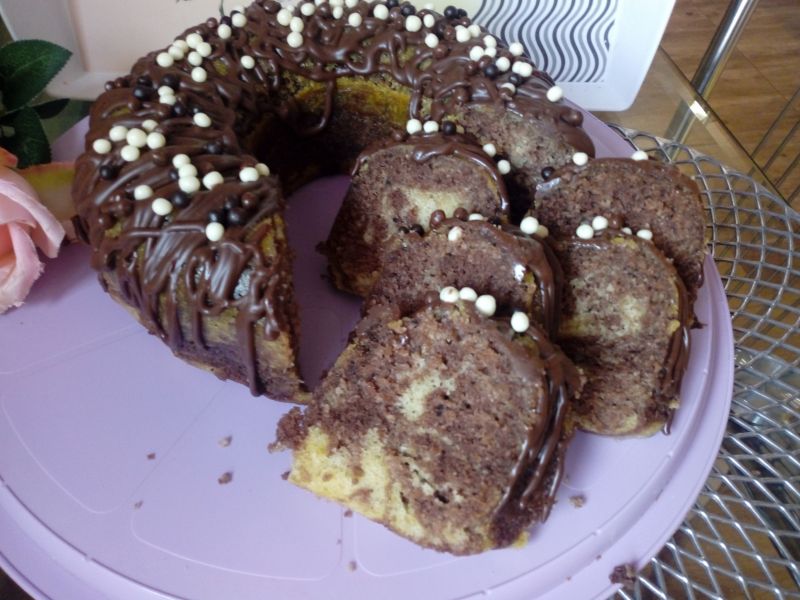 Gotowana babka dwukolorowa na oleju