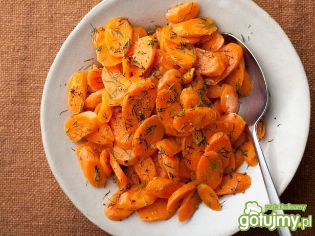 Gotowana marchew z koperkiem