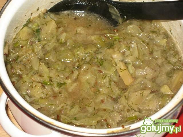 Gotowana młoda kapustka Gotowana młoda kapustka