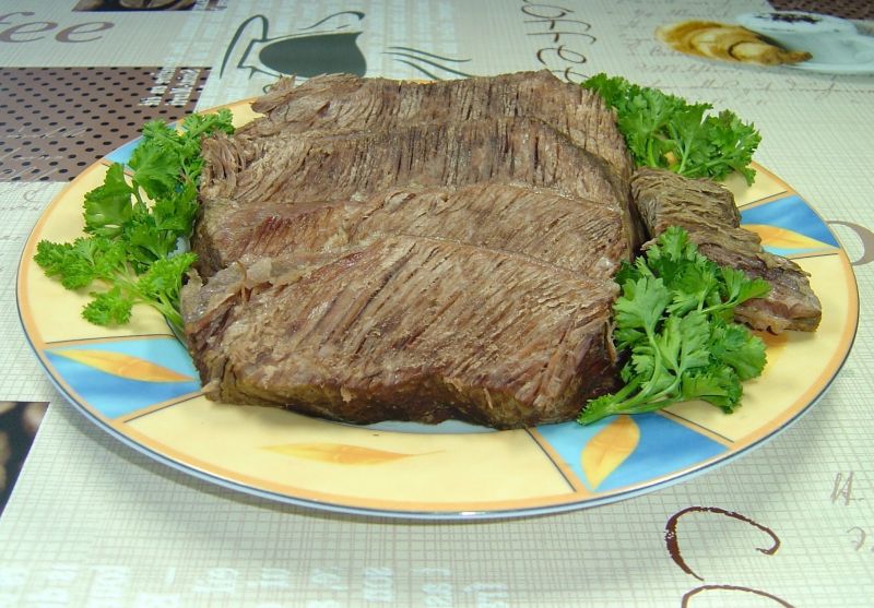 Gotowana wołowina z chrzanem ( Tafelspitz )