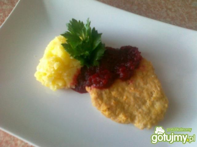 Gotowane ala steki z mięsa mielonego