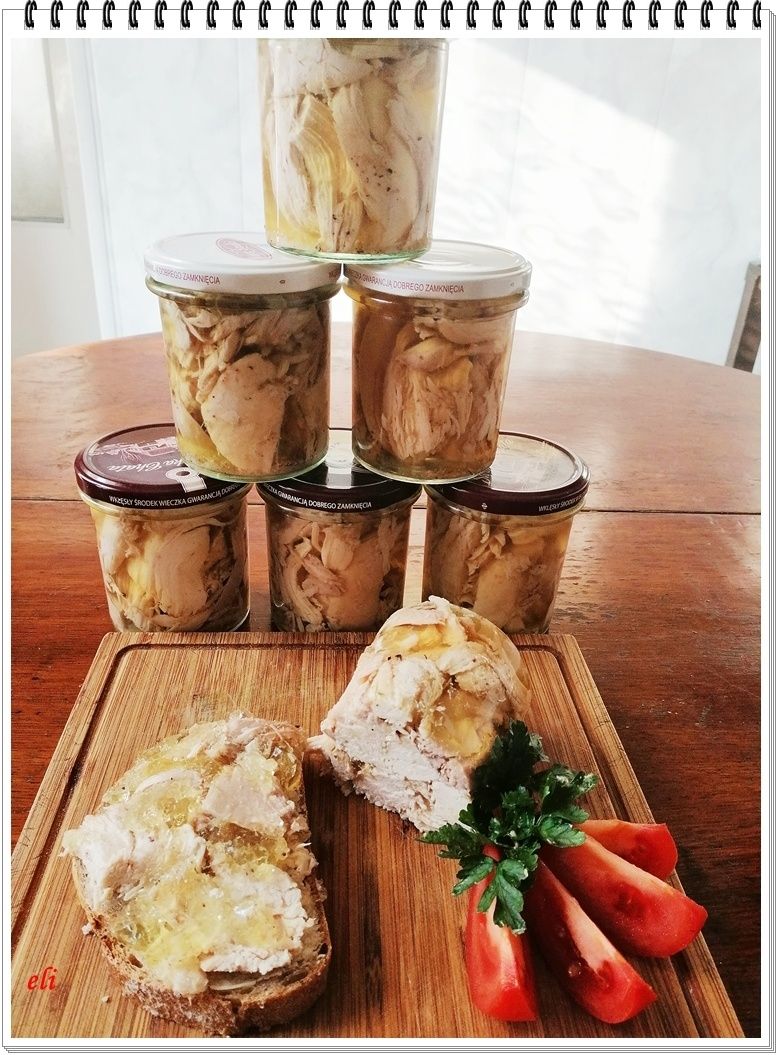 Gotowane mięso kurczaka Eli w słoikach