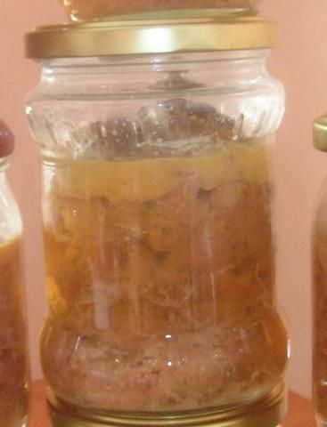 Gotowane mięso w słoiku