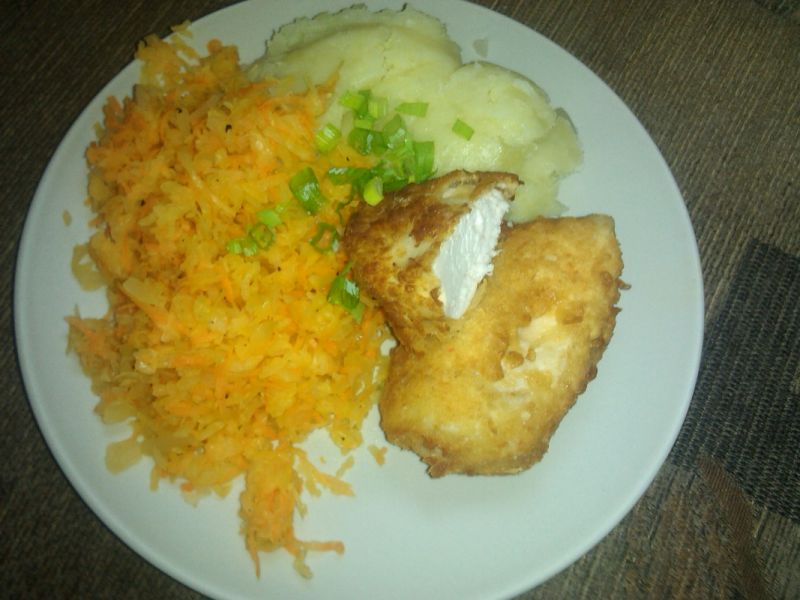 Gotowany kurczak w pikantnej panierce Gotowany kurczak w pikantnej panierce