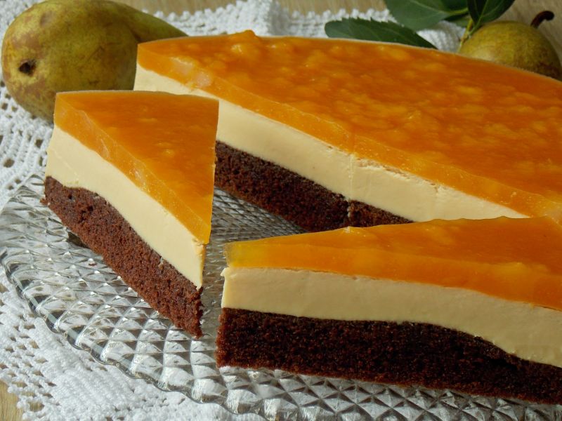 Gotowany sernik kajmakowy z gruszkami Gotowany sernik kajmakowy z gruszkami