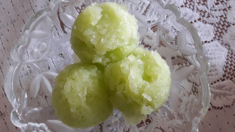 Granita melonowa z cytryną