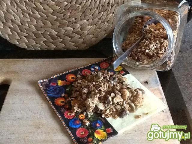 Granola z masłem orzechowym Granola z masłem orzechowym