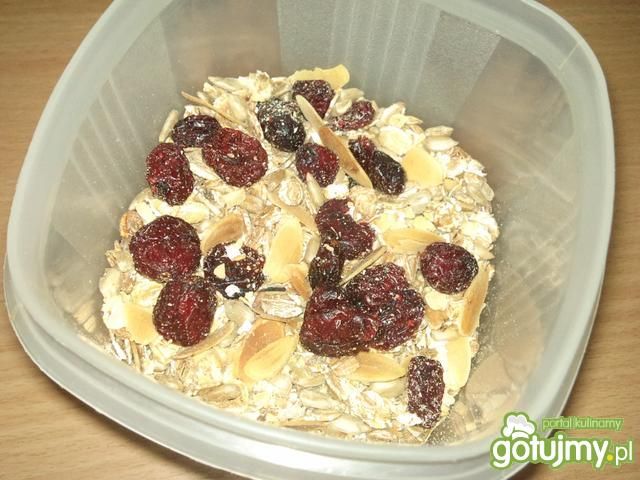 Granola z Żurawiną