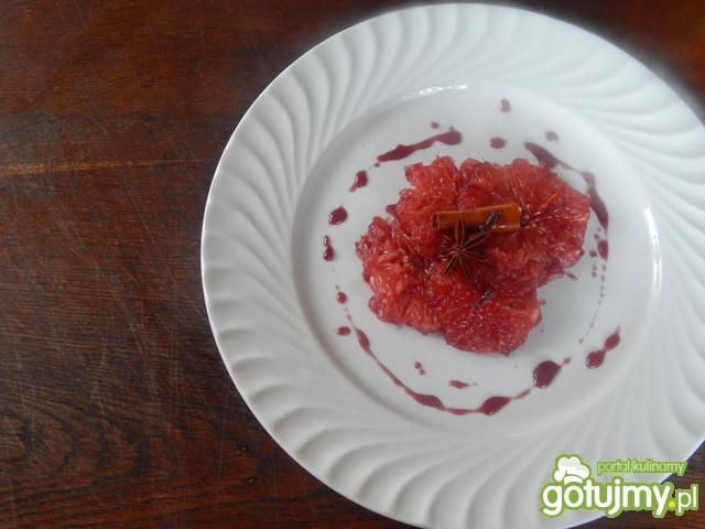 Grejpfrut w czerwonym winie Grejpfrut w czerwonym winie