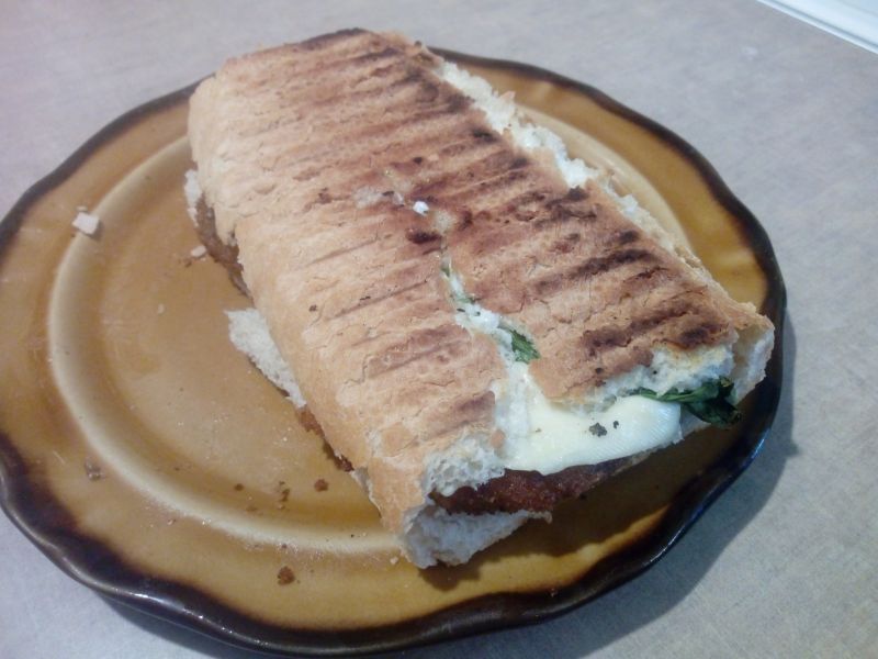 Grillowana bagietka ze schabowym