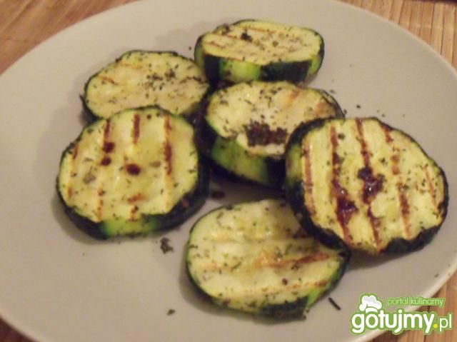 Grillowana cukinia